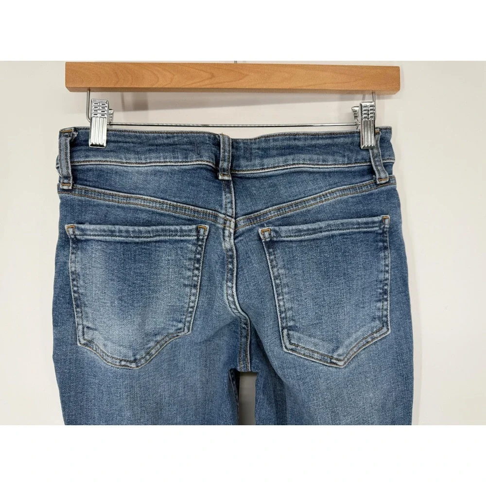 We The Free People Flare Jeans Blue Med Wash Denim‎ Size 27 Retro Boho Festival